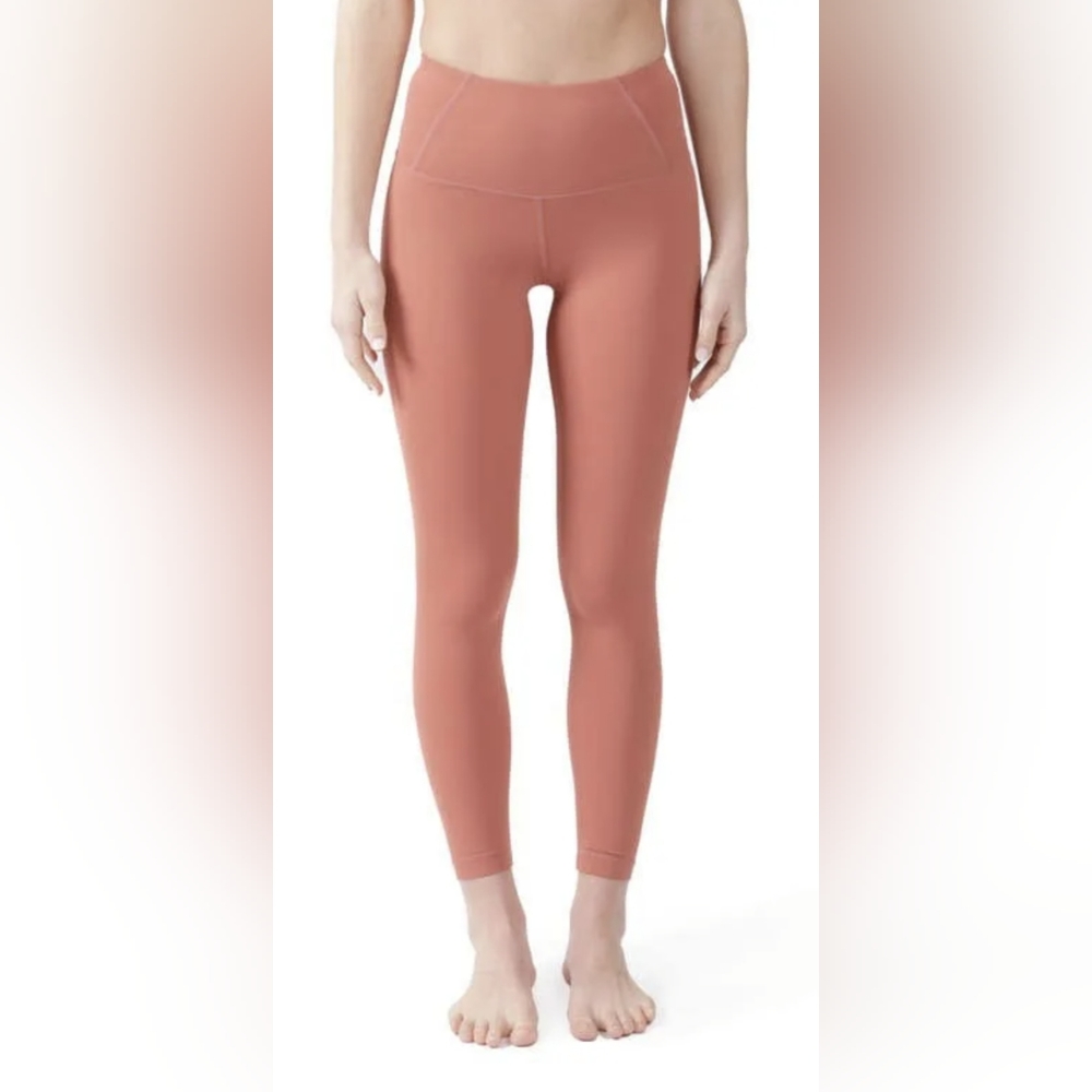 NWT $72 Yogalicious Lux leggings
